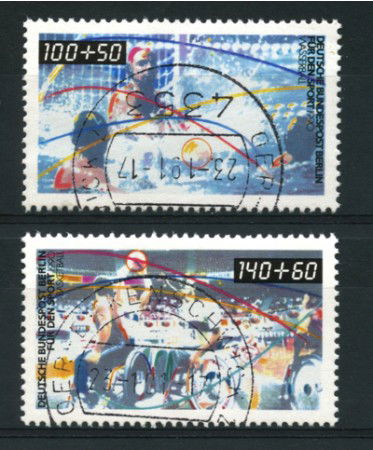 1990 - LOTTO/12637 - BERLINO - AIUTO ALLO SPORT 2v. - USATI
