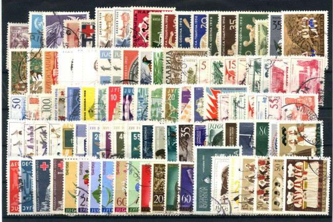 1955/1961 - JUGOSLAVIA - LOTTO/43169 - COLLEZIONE DI 100 FRANCOBOLLI USATI E/O NUOVI LINGUELLATI