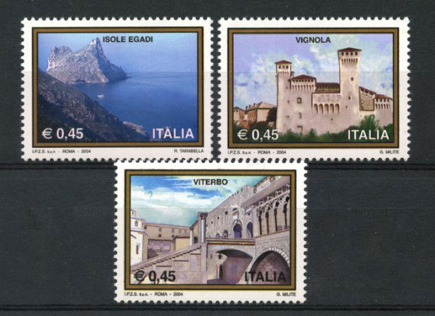 2004 - LOTTO/7458 - REPUBBLICA - TURISTICA  3v. - NUOVI